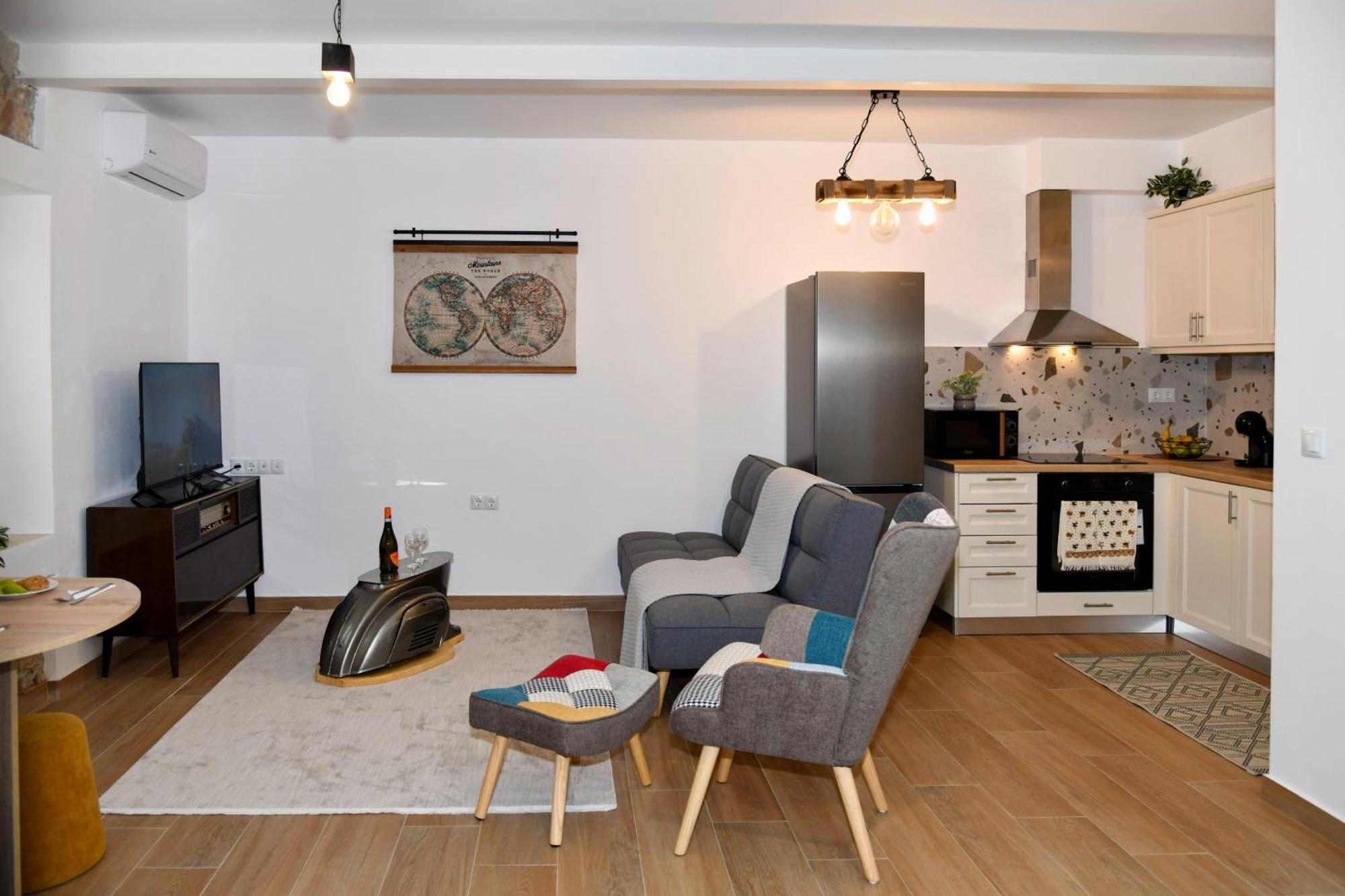 Captain Theo'S Modern Apartment Maria Lefkimi Extérieur photo